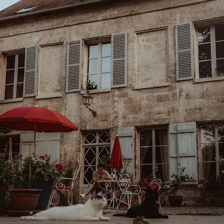 فندق مبيت وإفطار La Fontaine Racine - D'hotes