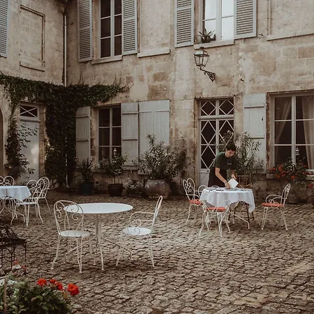 Couette-café La Fontaine Racine - D'hôtes La Ferte-Milon