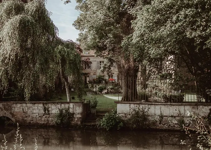 La Fontaine Racine - D'hôtes