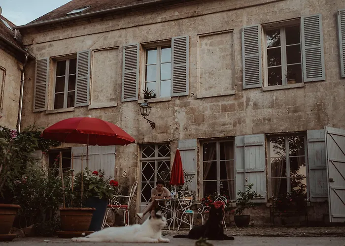 Couette-café La Fontaine Racine - D'hôtes 3*